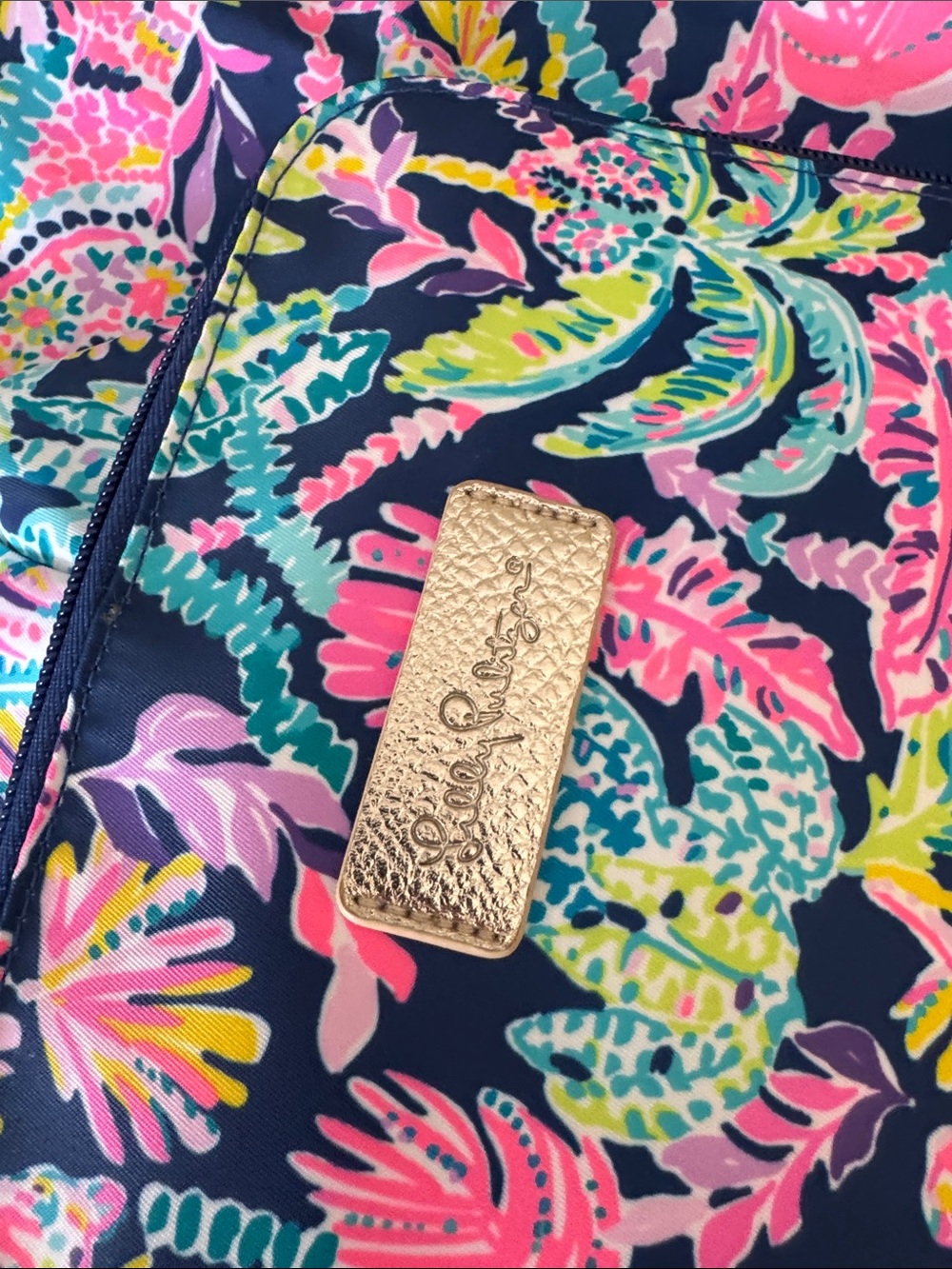 Lilly Pulitzer Getaway Packable Tote - Picture 3 of 6